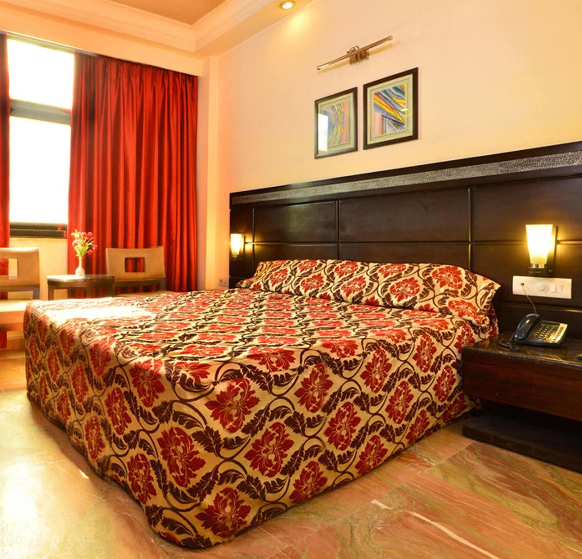 Hotel Shanti Palace West Patel Nagar New Delhi Exterior photo